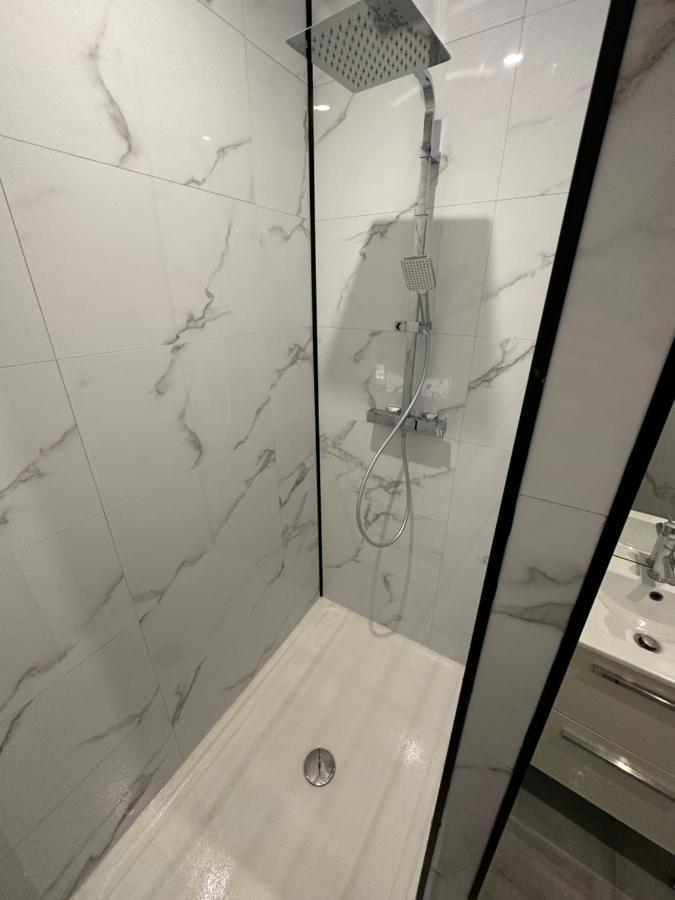 פואטייה Appartement Meuble Proche Du Futuroscope מראה חיצוני תמונה